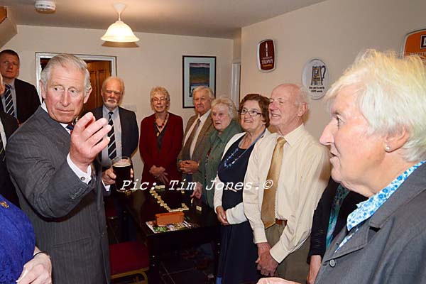 HRH The Prince of Wales meeting members of Clwb Ffrindiau